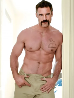 Charles Dera