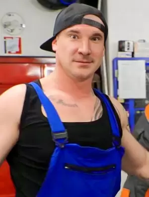 Brian Ragnastone