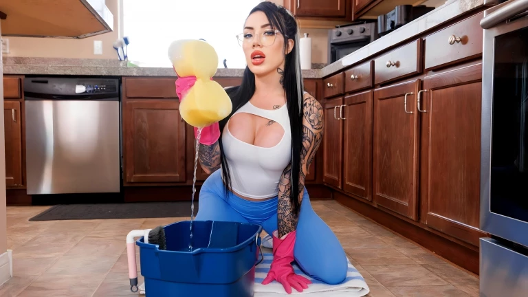 Anal Maid